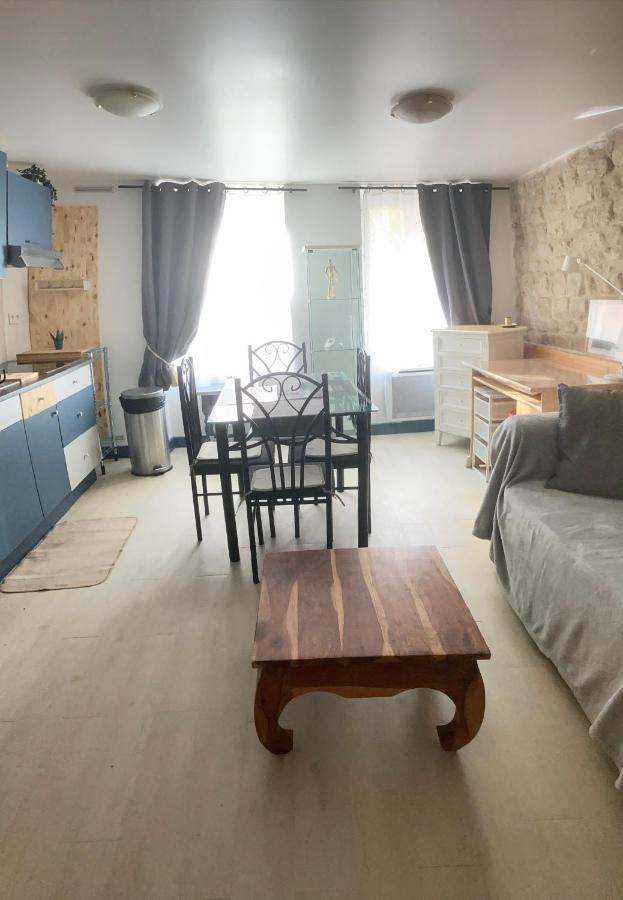 Exigehome-Grand Studio En Plein Centre De Saint Germain En Laye المظهر الخارجي الصورة